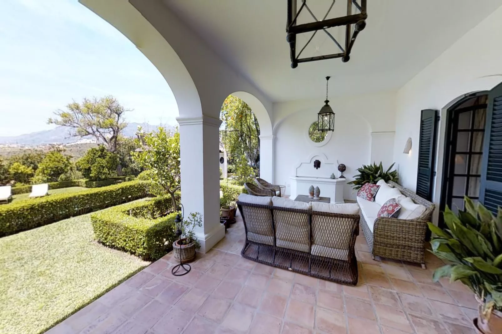 A Real Oasis in  Colonial style - Terrace