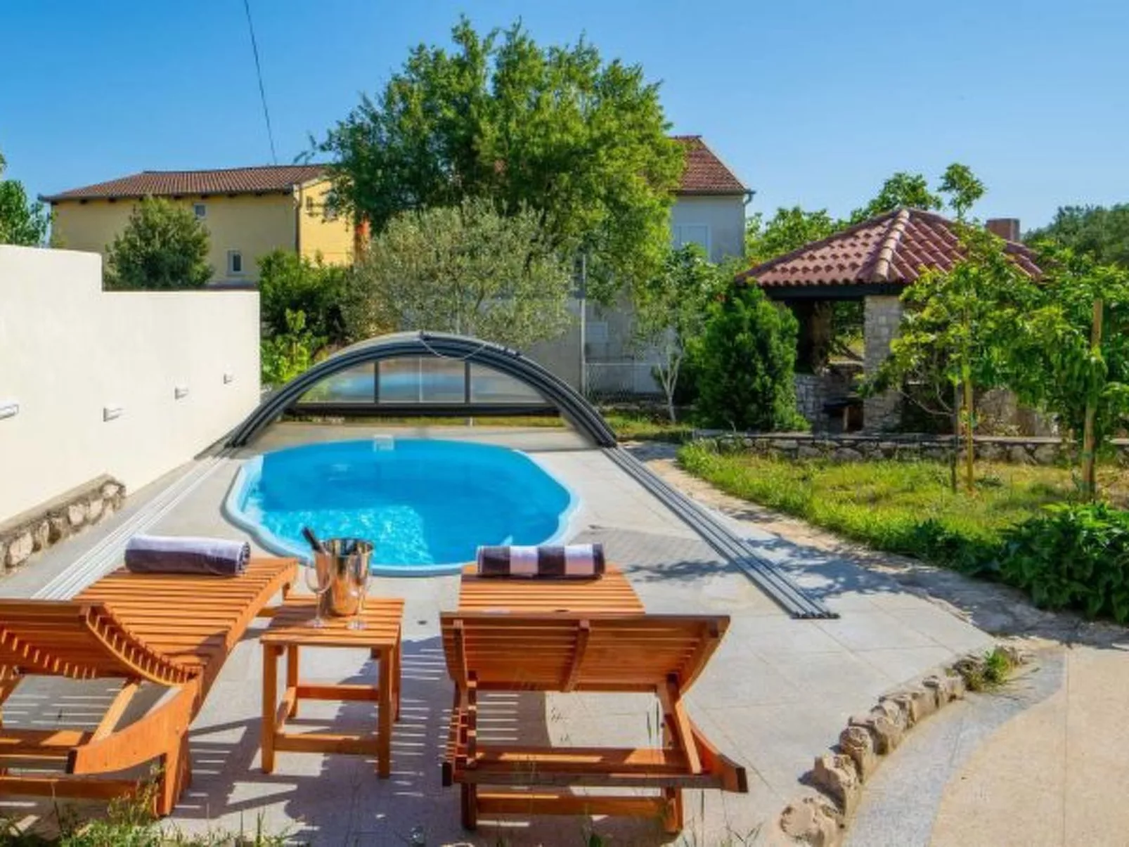 Charming Villa Rea, 8+2 with heated pool - Image-tags.info