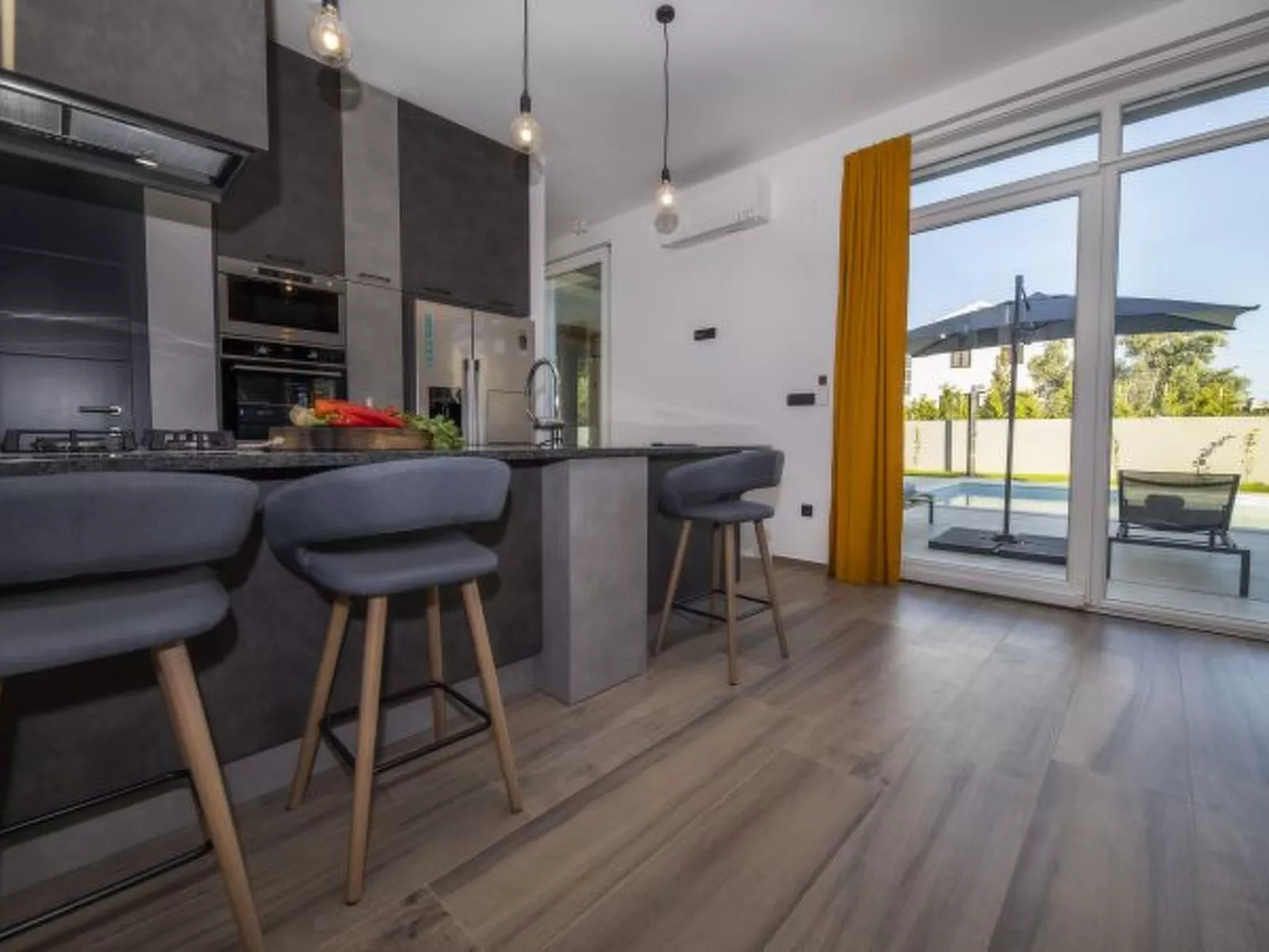 Luxury villa Mary Lou with pool and spa area - Image-tags.info