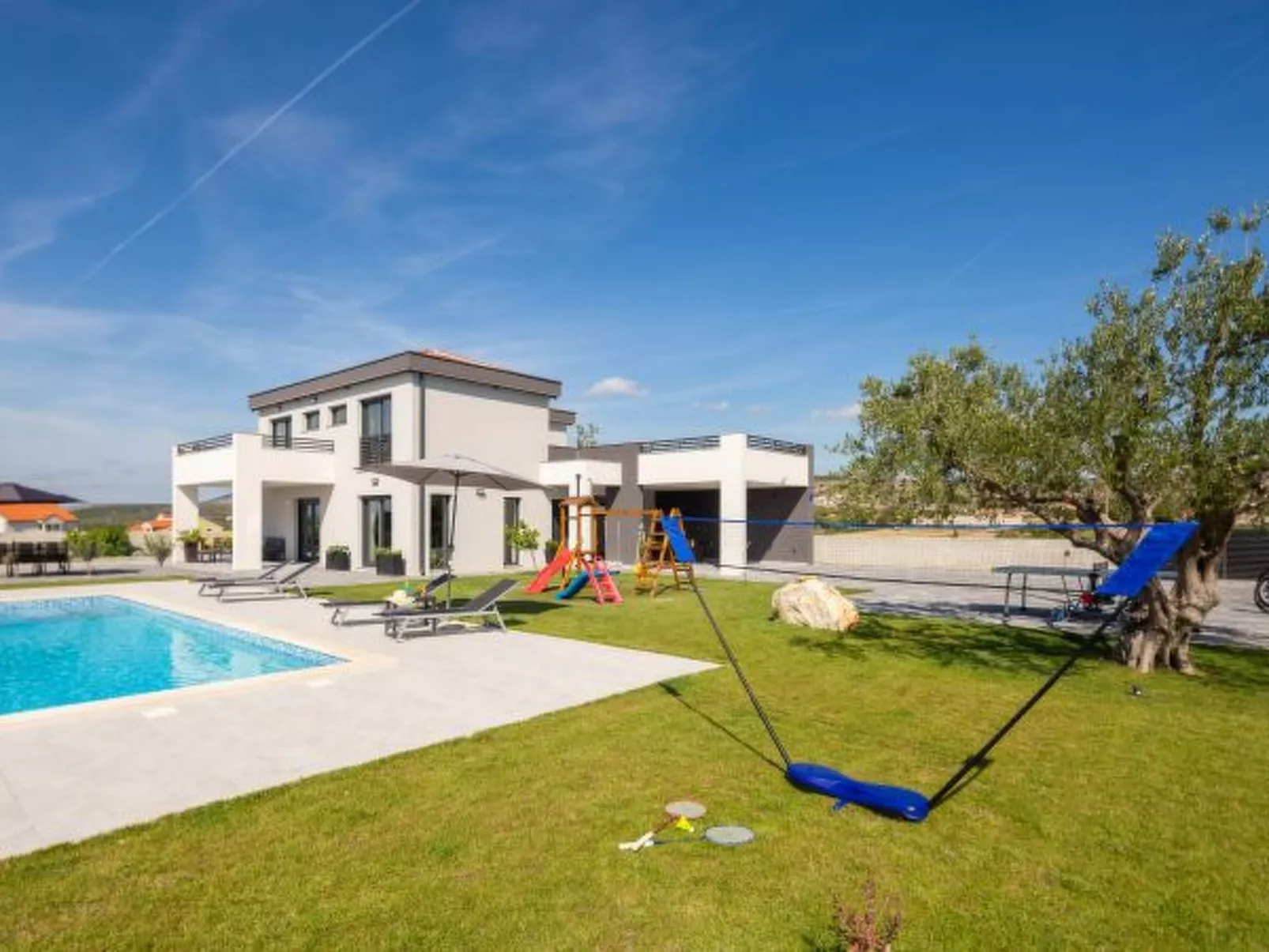 Villa Lacus in Vrana with pool - Image-tags.info