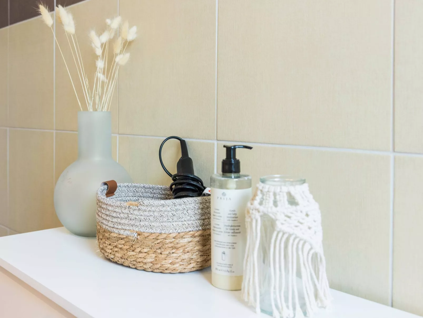 Schiller Apartment im Zentrum von Hof. Küche, Parkplatz, 250MBit Wlan - Inside