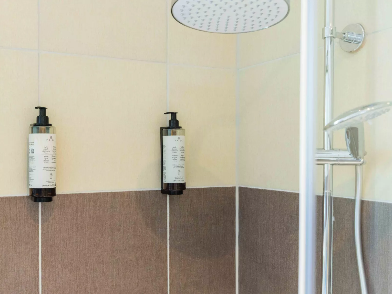 Schiller Apartment im Zentrum von Hof. Küche, Parkplatz, 250MBit Wlan - Inside