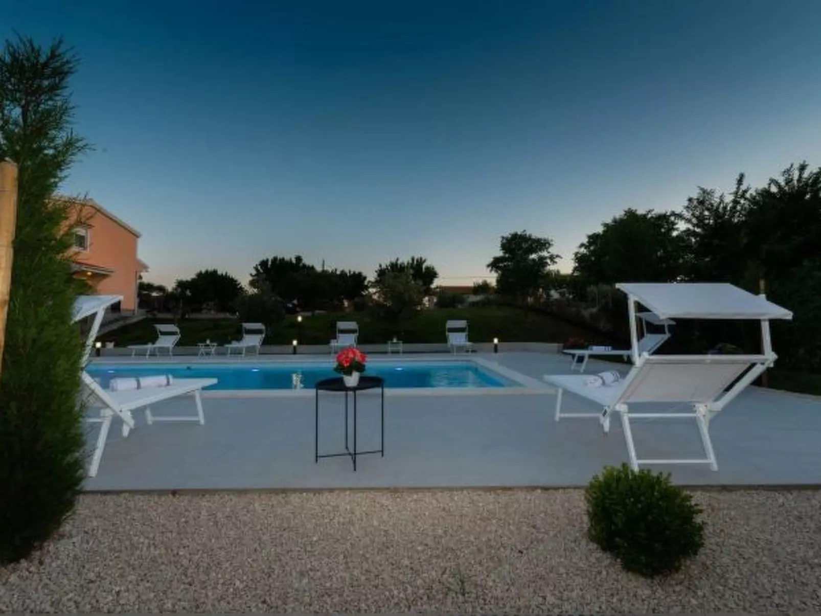 Luxury Villa Maria with large pool - Image-tags.info