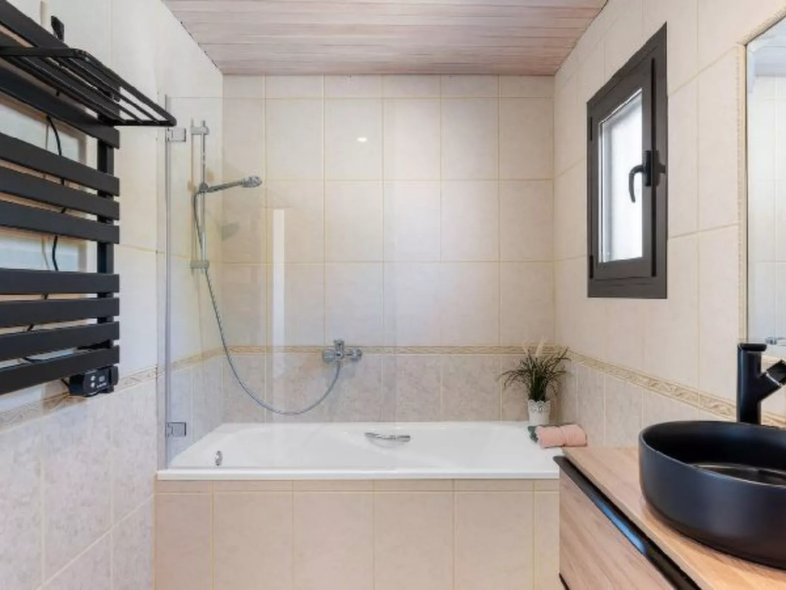 Villa Meile - PlusHolidays - Image-tags.info