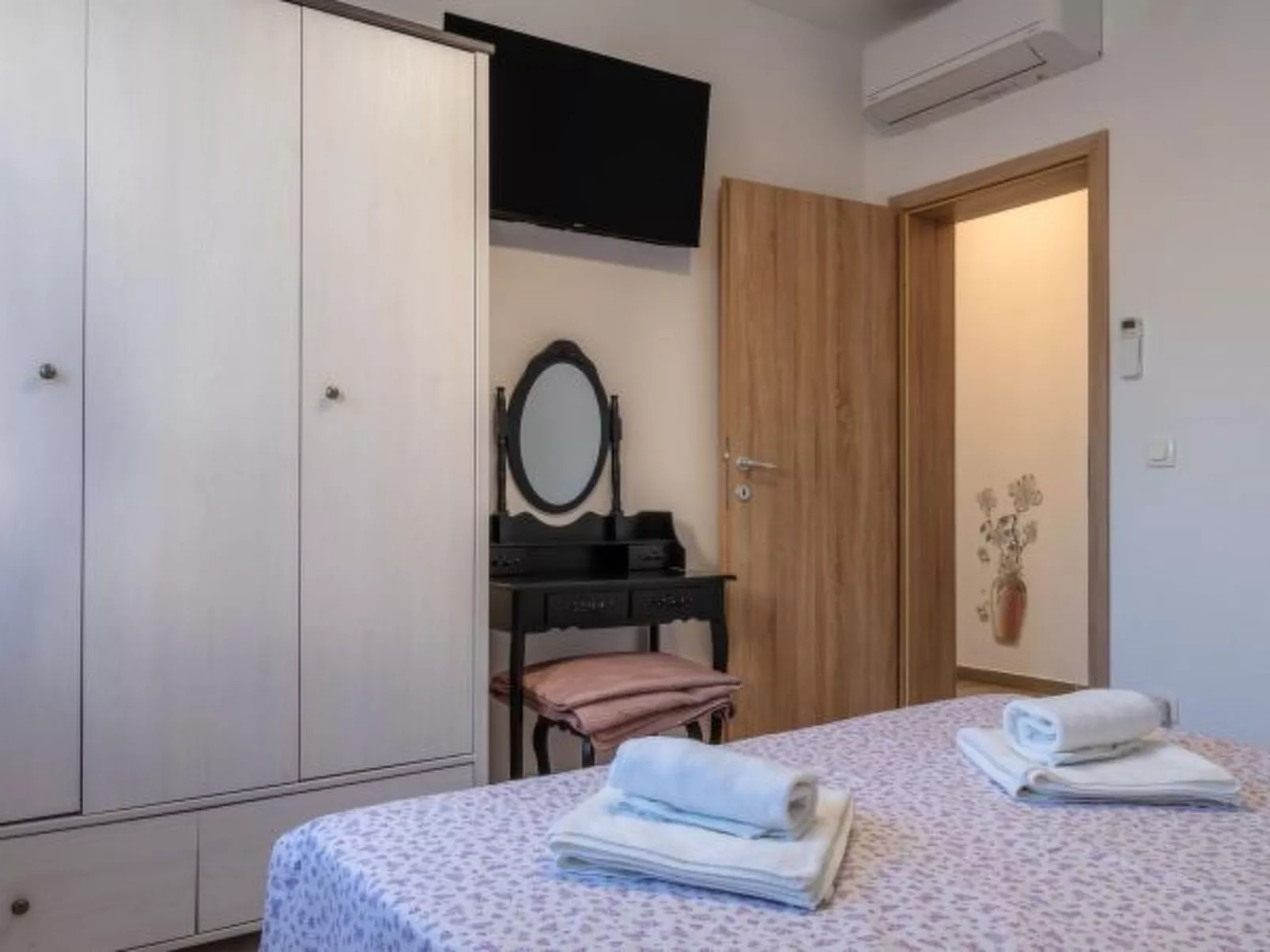 Holiday Home Beti with heated pool - Image-tags.info