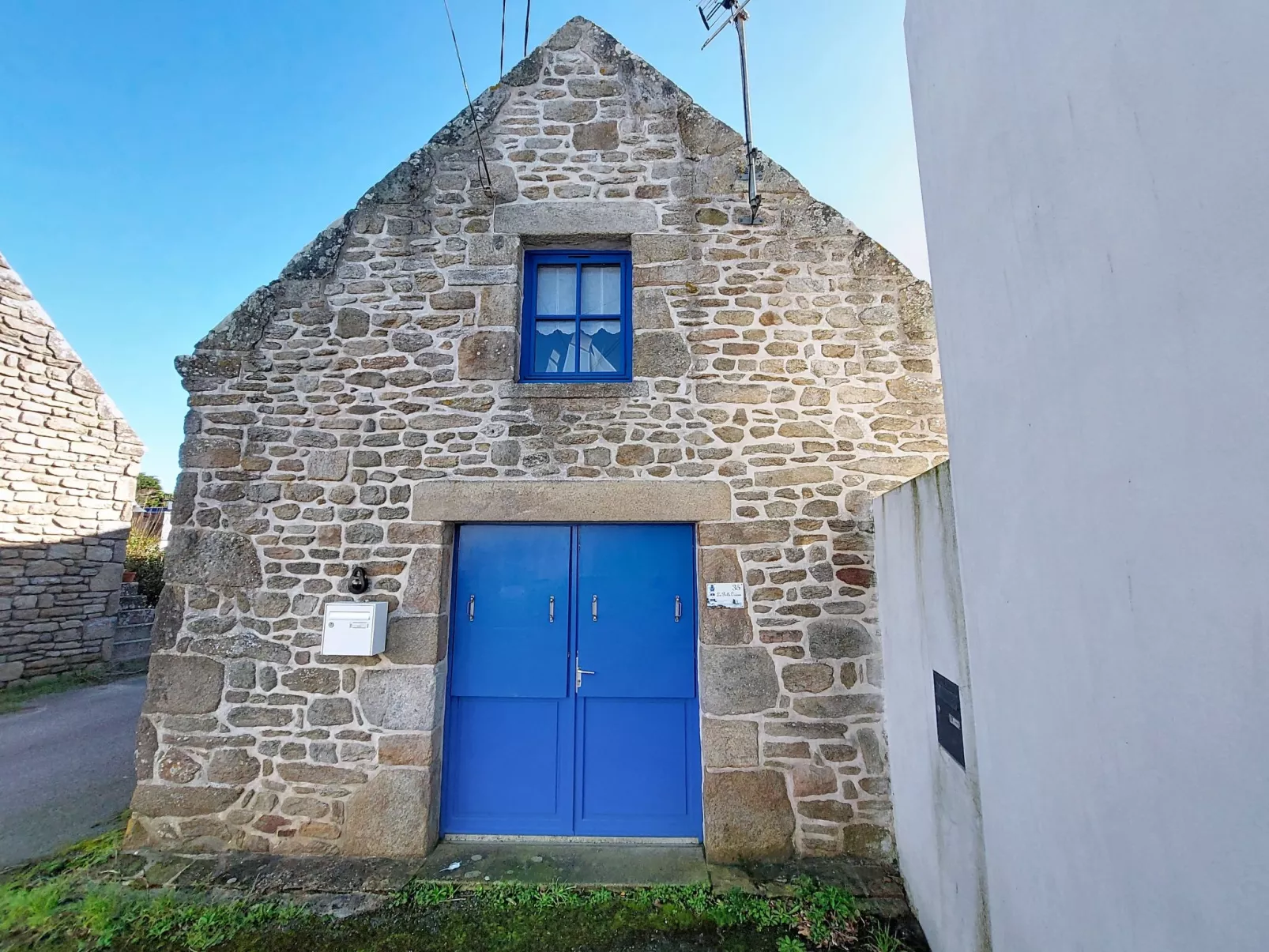 La Belle Océane - Outside