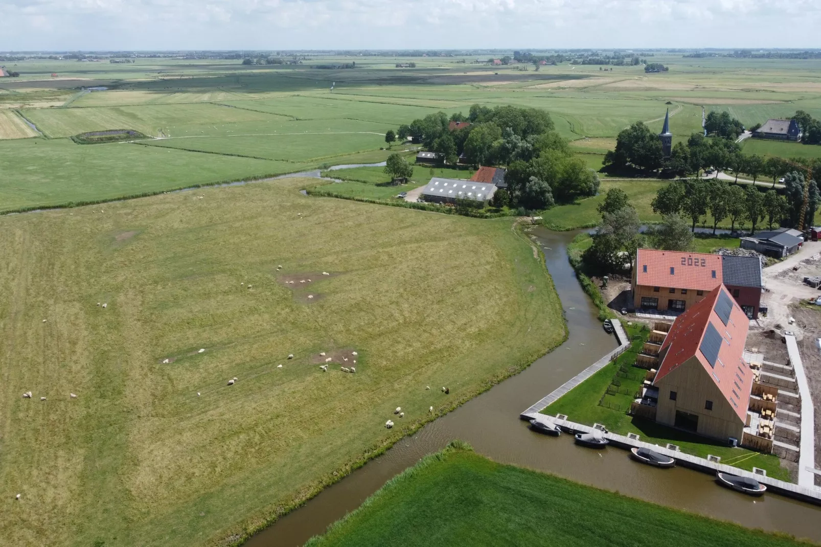 Friese Villa in Leons - Außenbereich Sommer