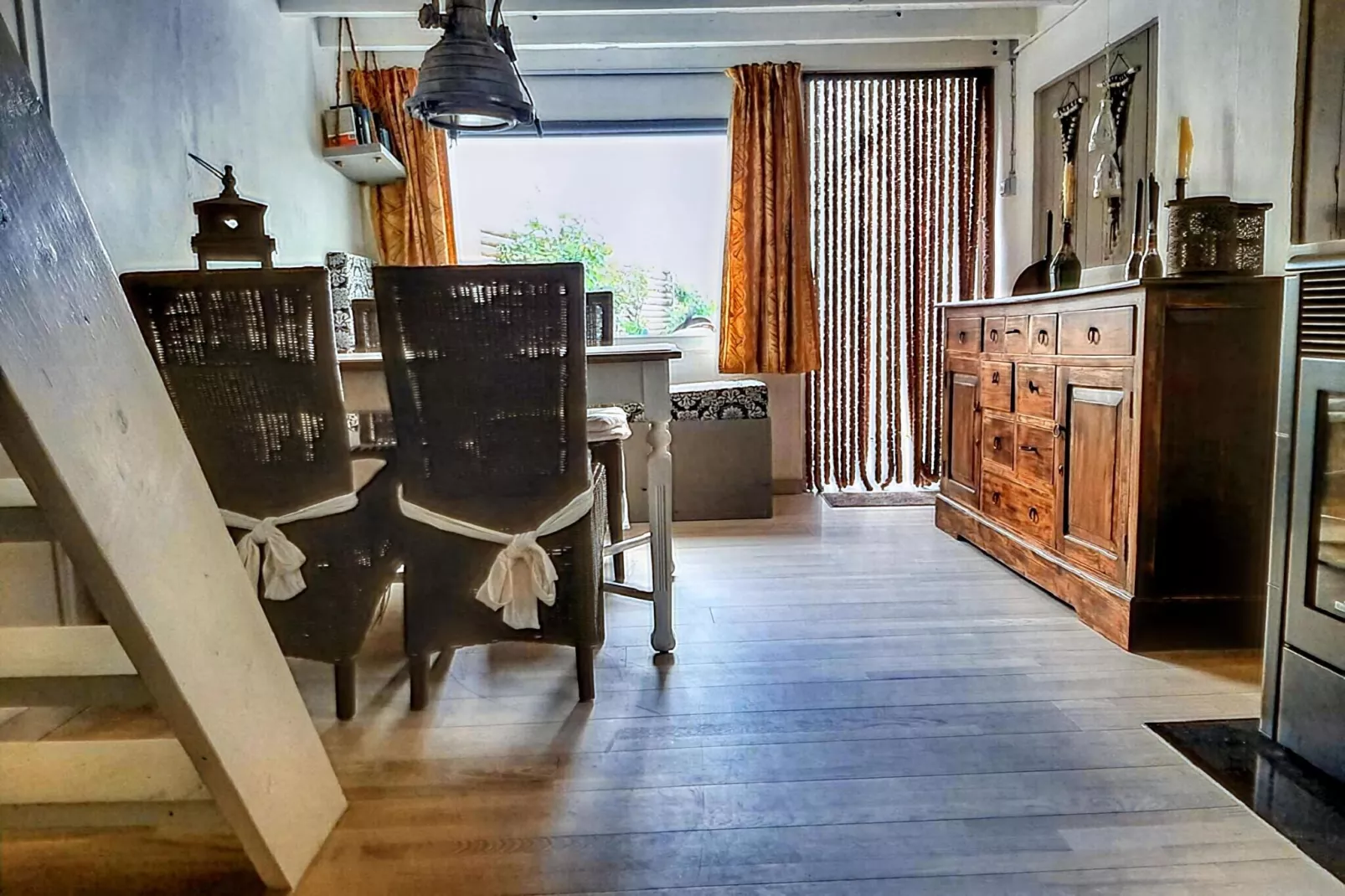 8 persoonshuis "de Rust"-Dining room