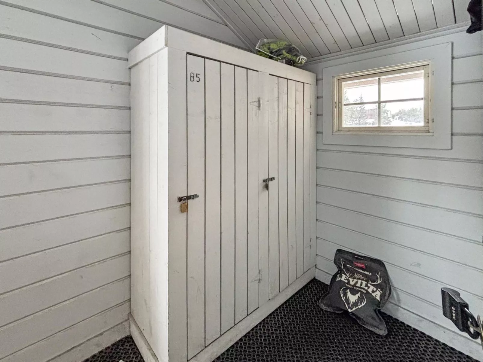 Aquahovi b5 - Inside