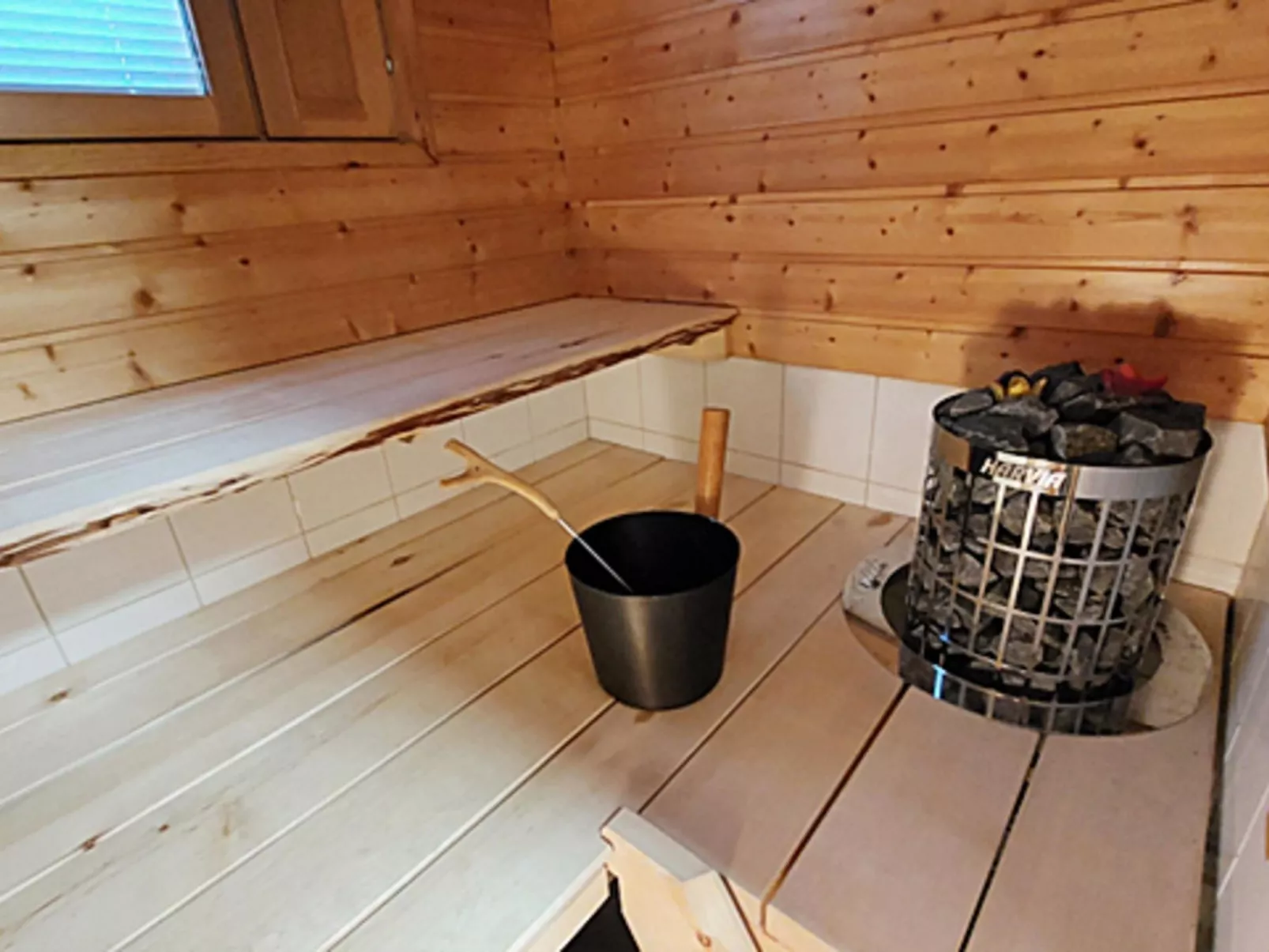 Aihki c/o villa armas 50 - Drinnen