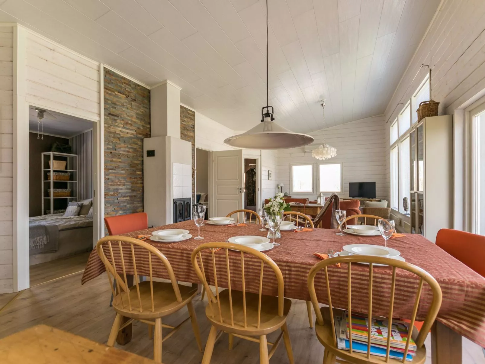 Annelinniemi - Drinnen