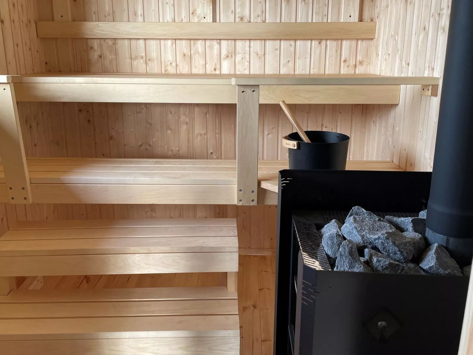 Ranta-iivari - Inside