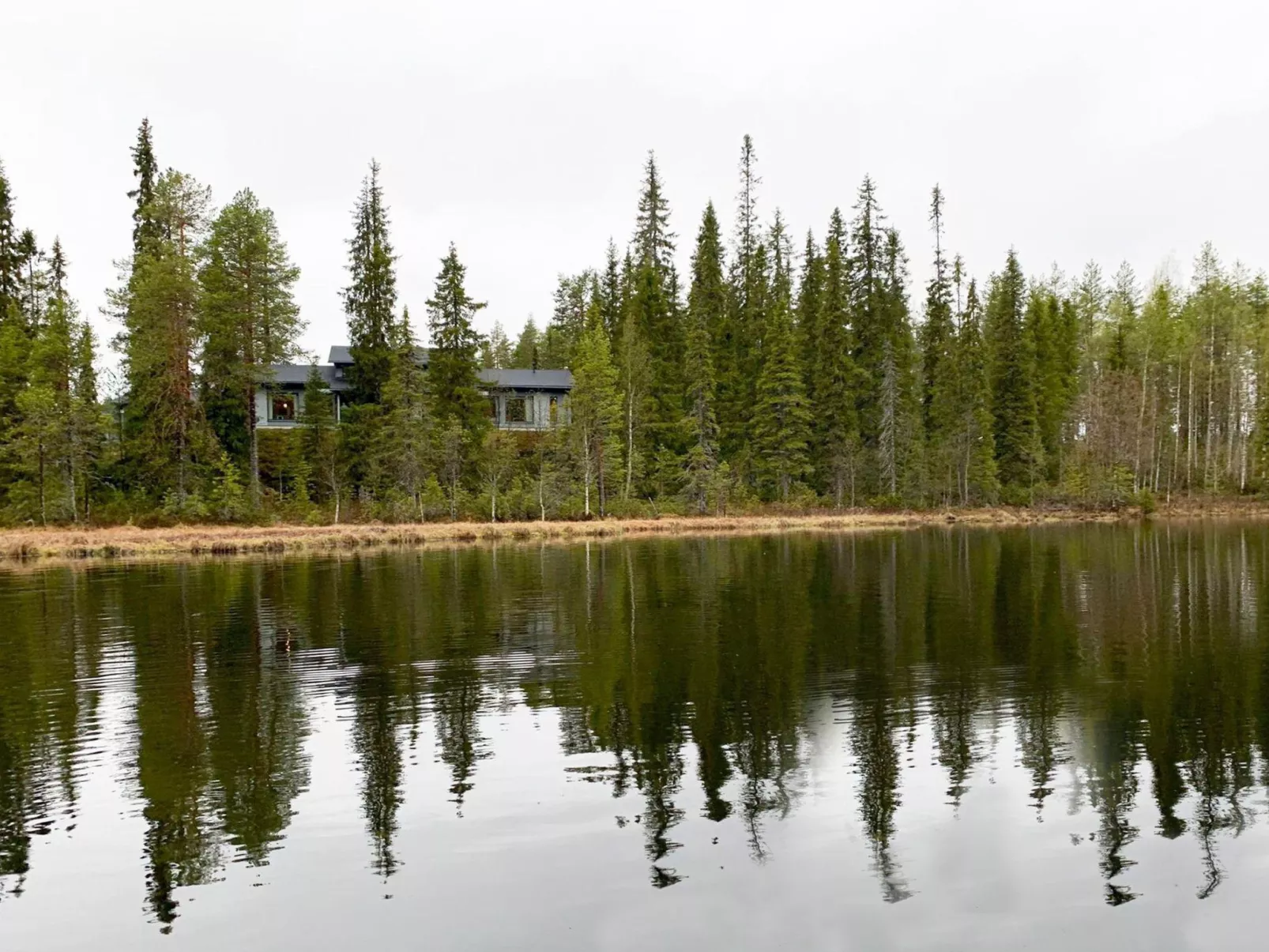 Villa lumimarja - Dedans