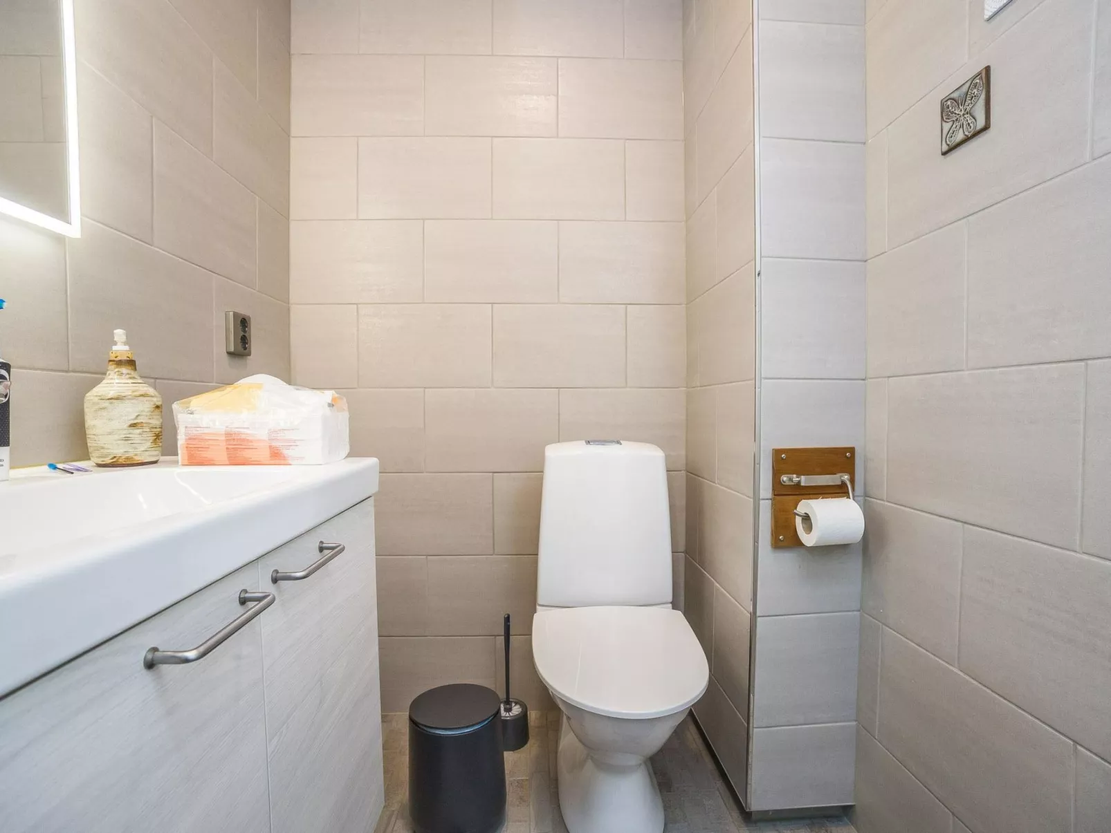 Levin hetki a - Inside