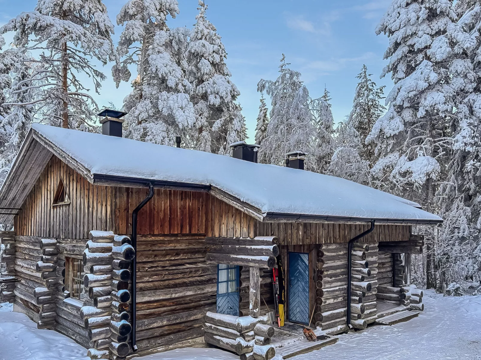 Vuokatinportti a7 susiportti - Inside