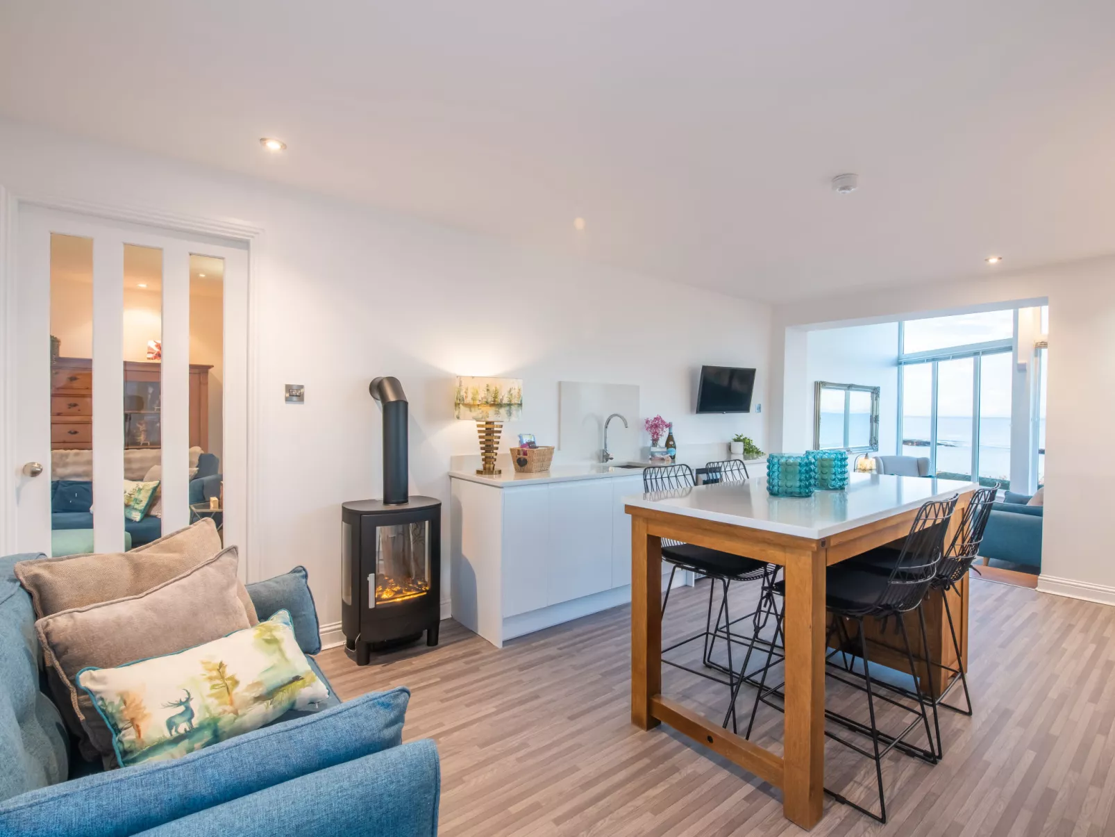 Waters Edge - Inside