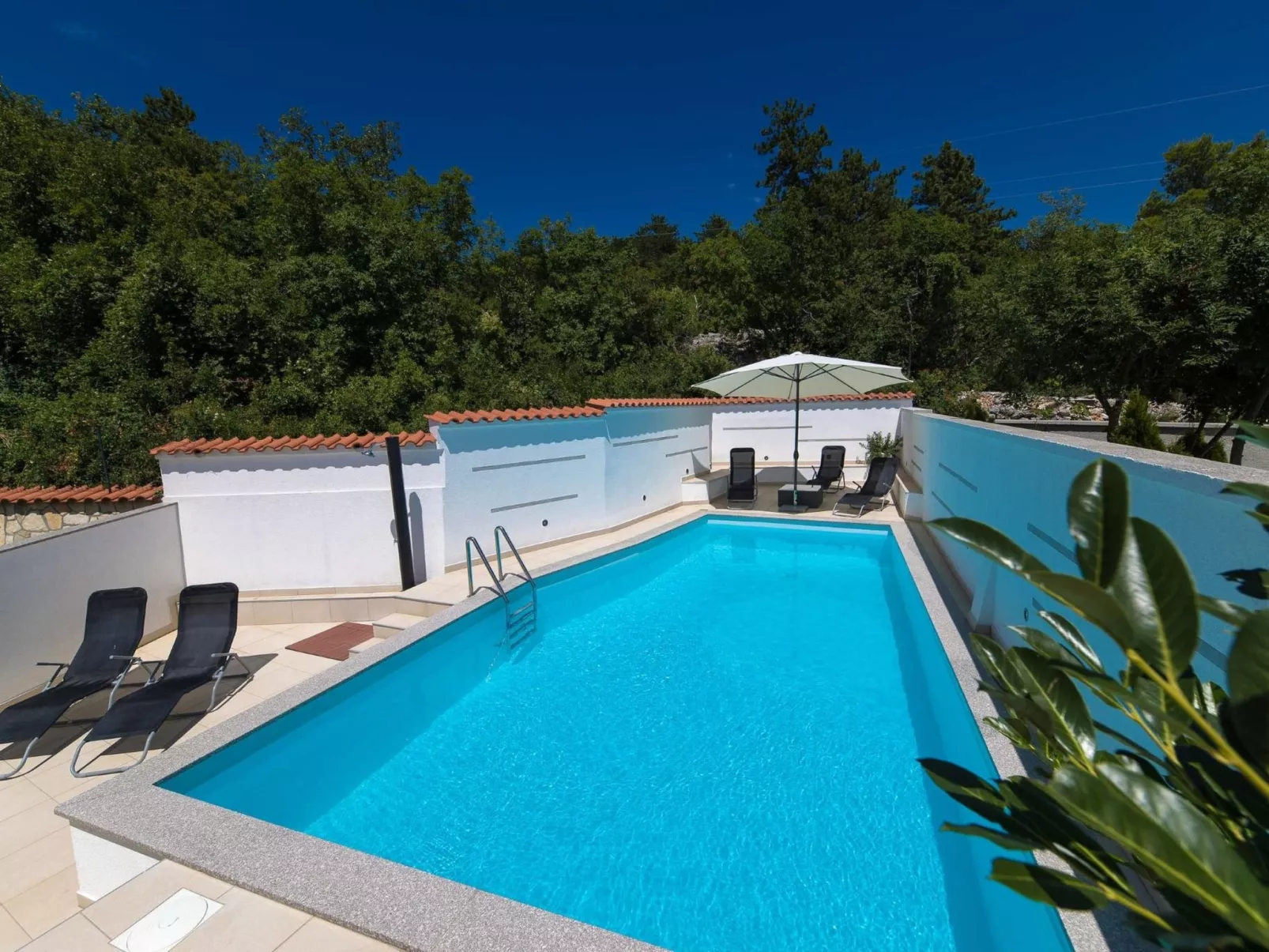 ZDENKA / HR-10422-01