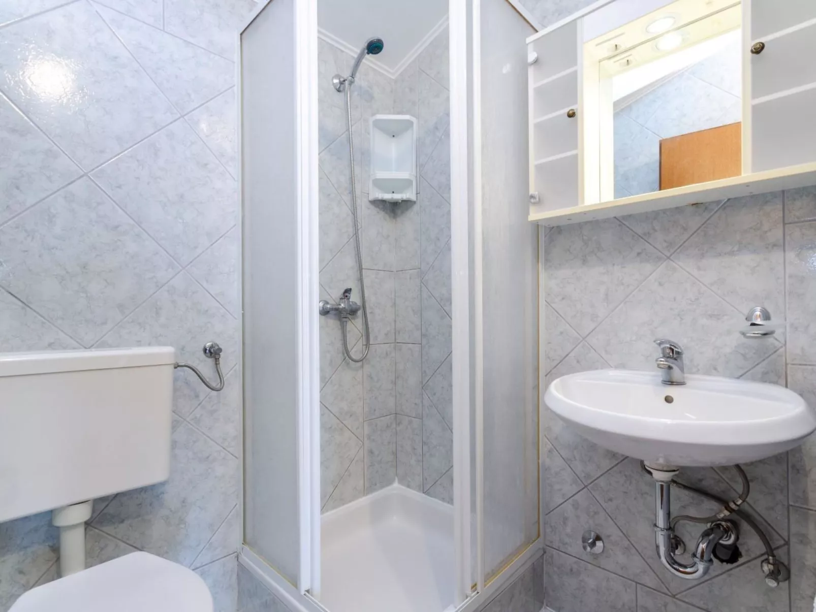 Mandekic 1/2 +1 / HR-09421-02