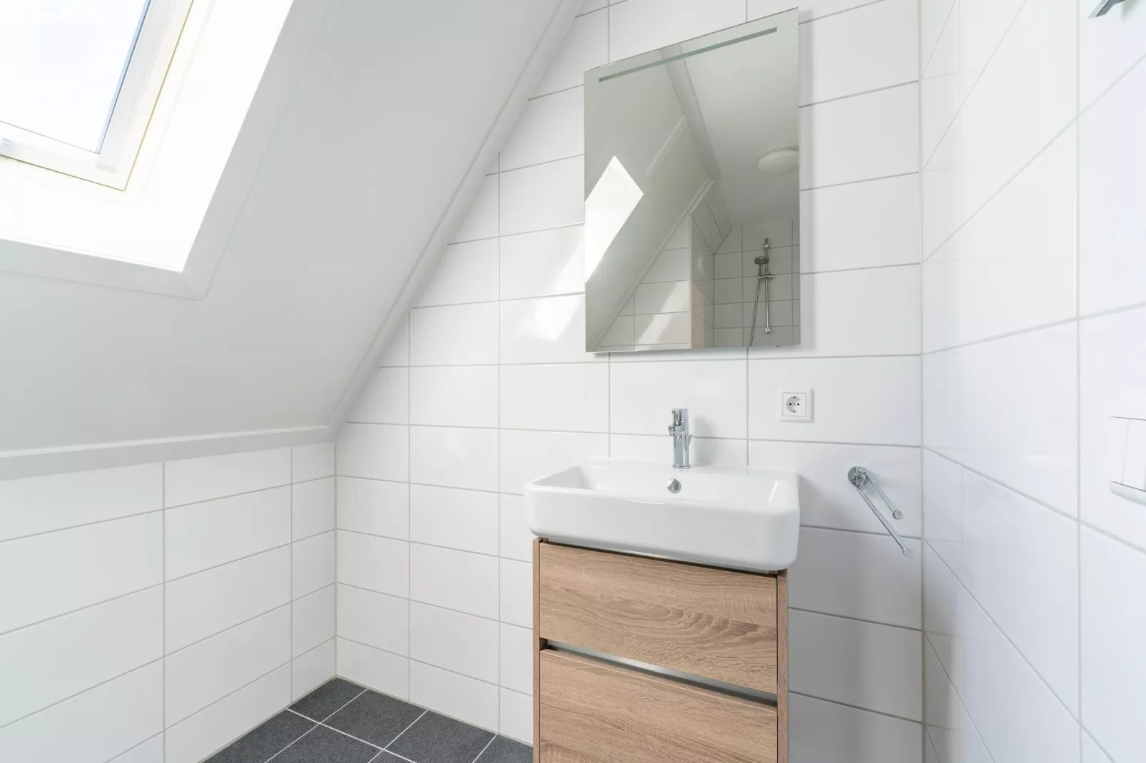 De Scholekster Huis Nr 29-Bathroom
