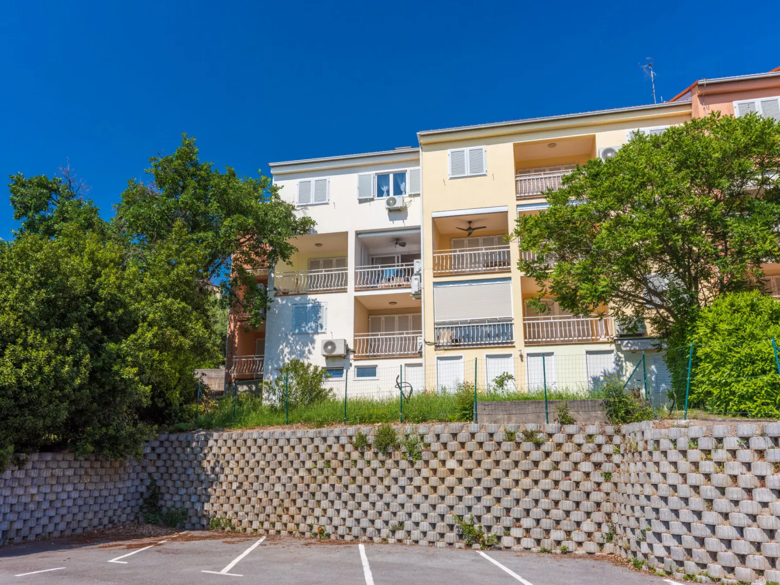 Vema 1 / HR-10912-01