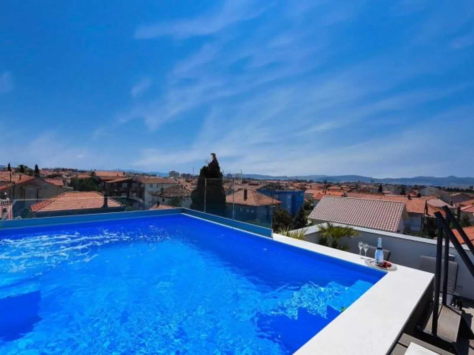 Rooftop heated pool Villa Jelena