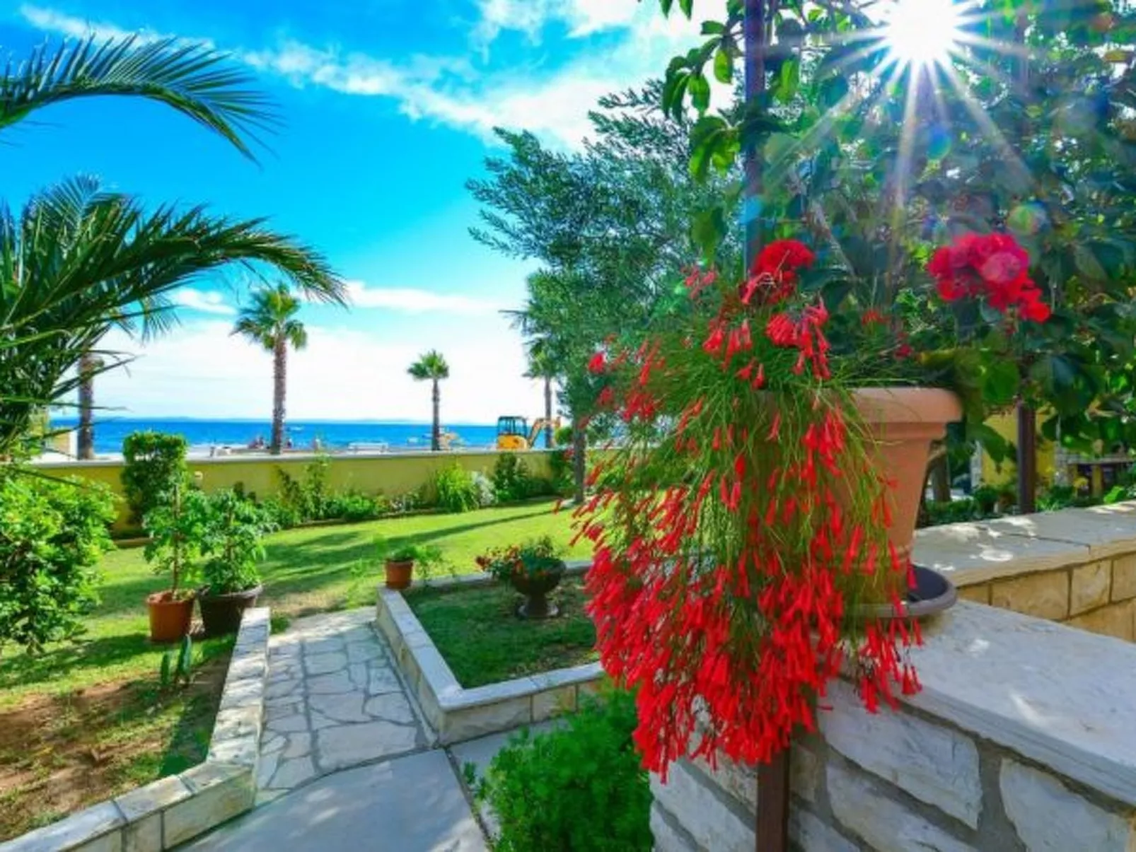 Holiday Apartment Inga Brown with exit to the beac