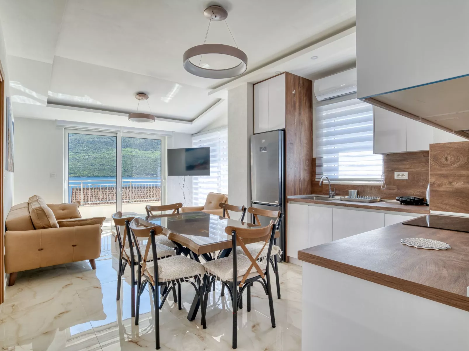 Ljubica Superior 3-Zimmer-Apartment mit Meerblick