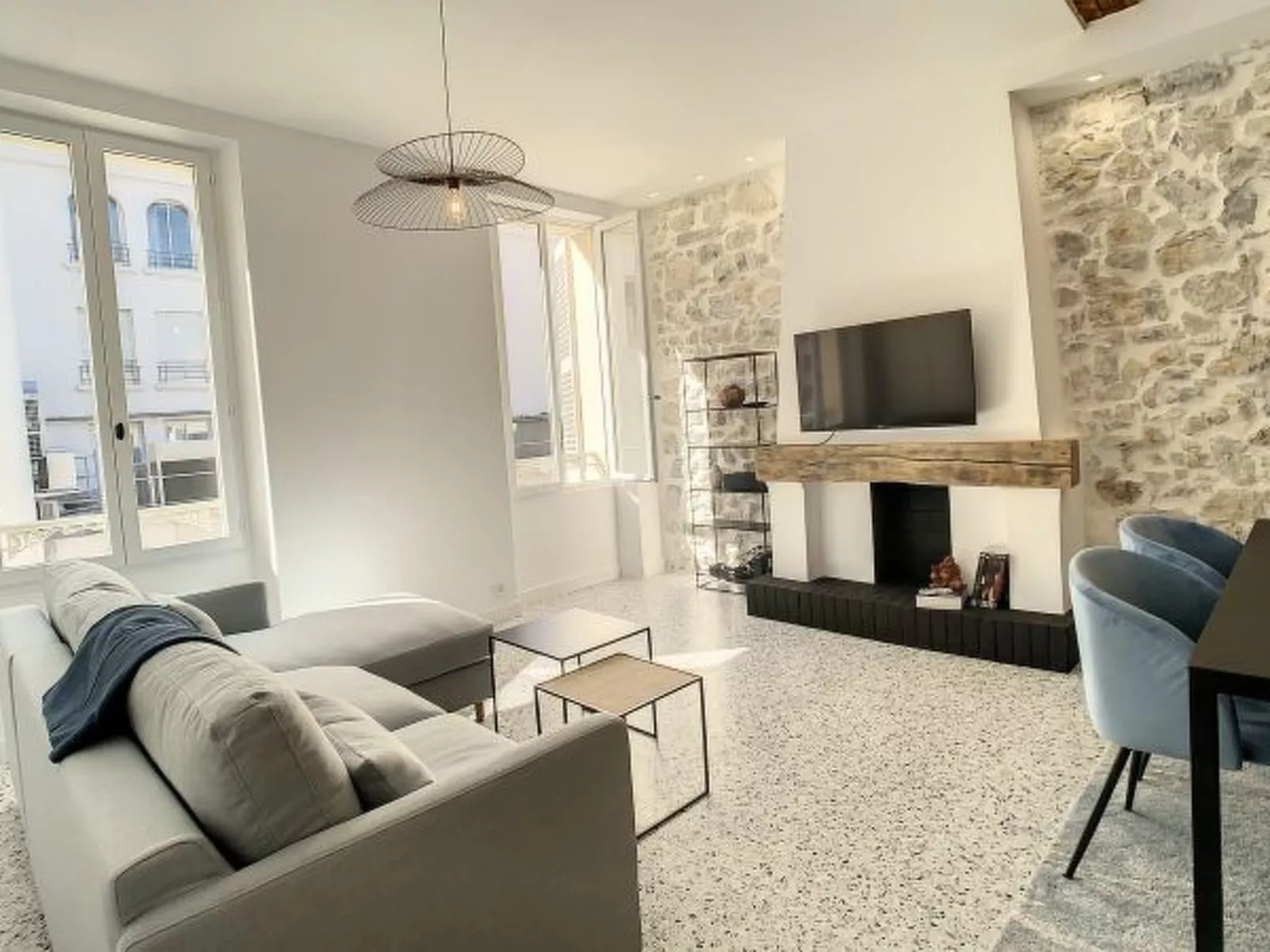 2 bedroom Majestic 1 min from the Croisette 357