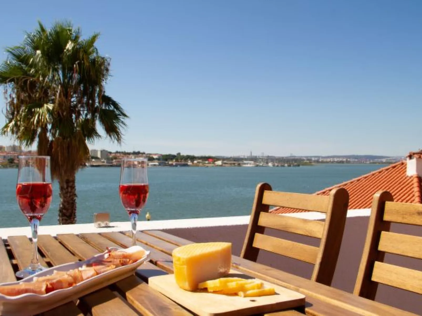 Seixal Bay Apartments - Loft