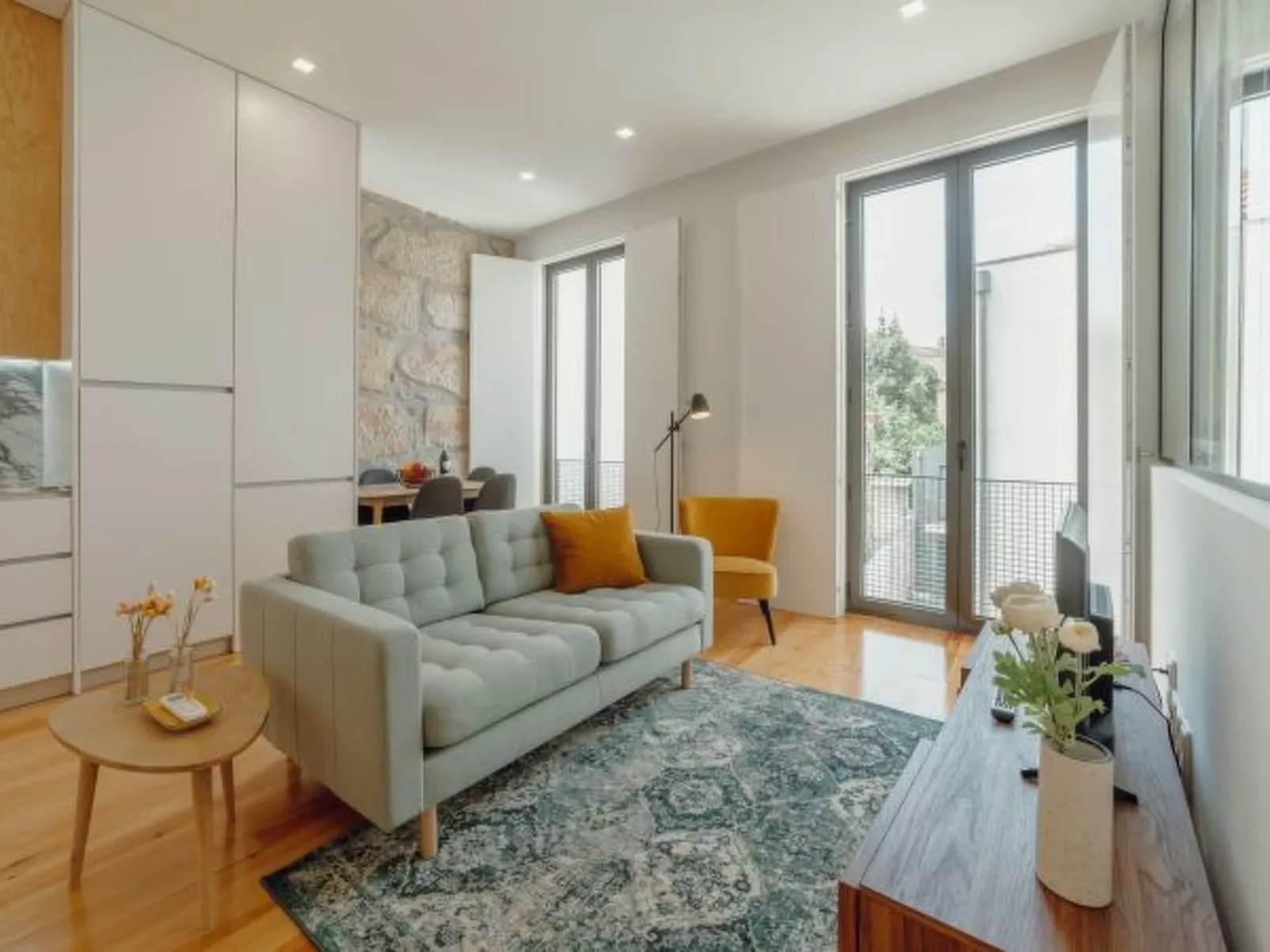 COURTYARD OPORTO DESIGN APARTMENT E