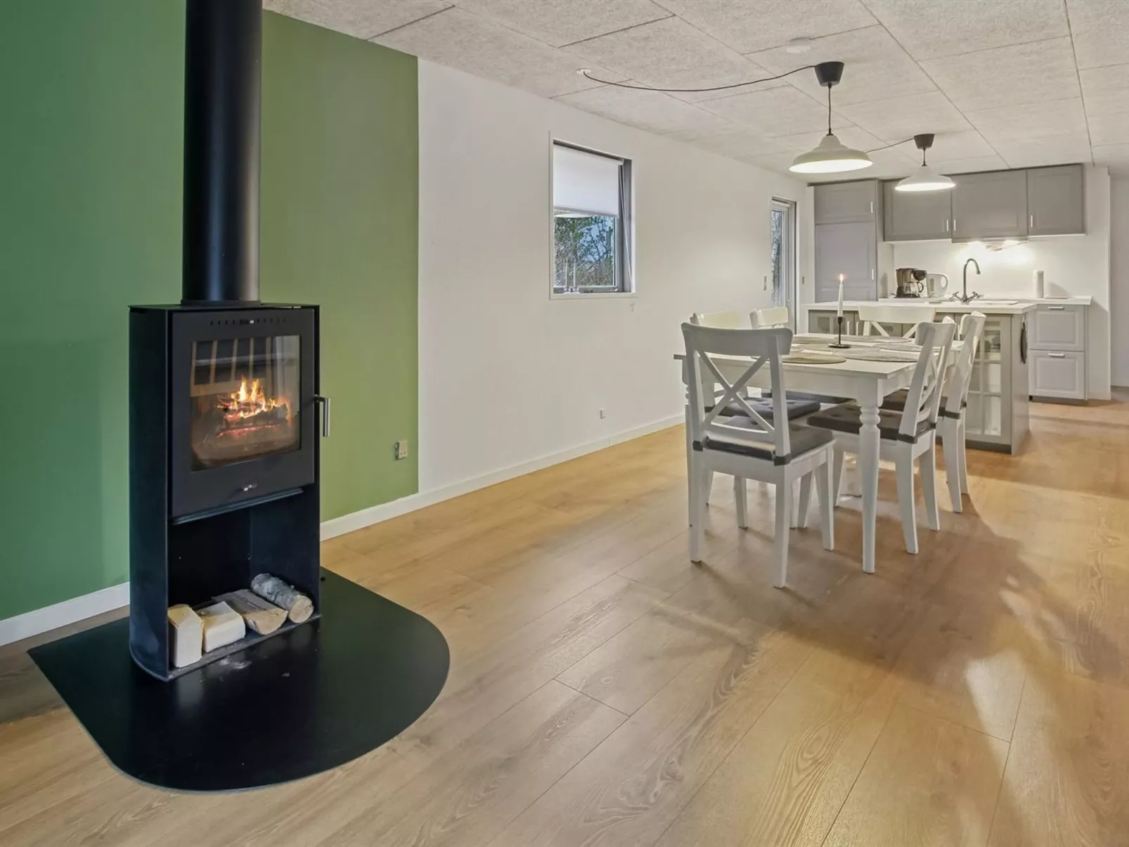 "Kabbi" - 2.6km from the sea - Inside