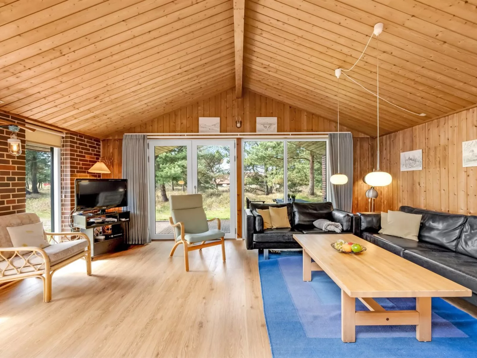 "Etti" - 1km from the sea