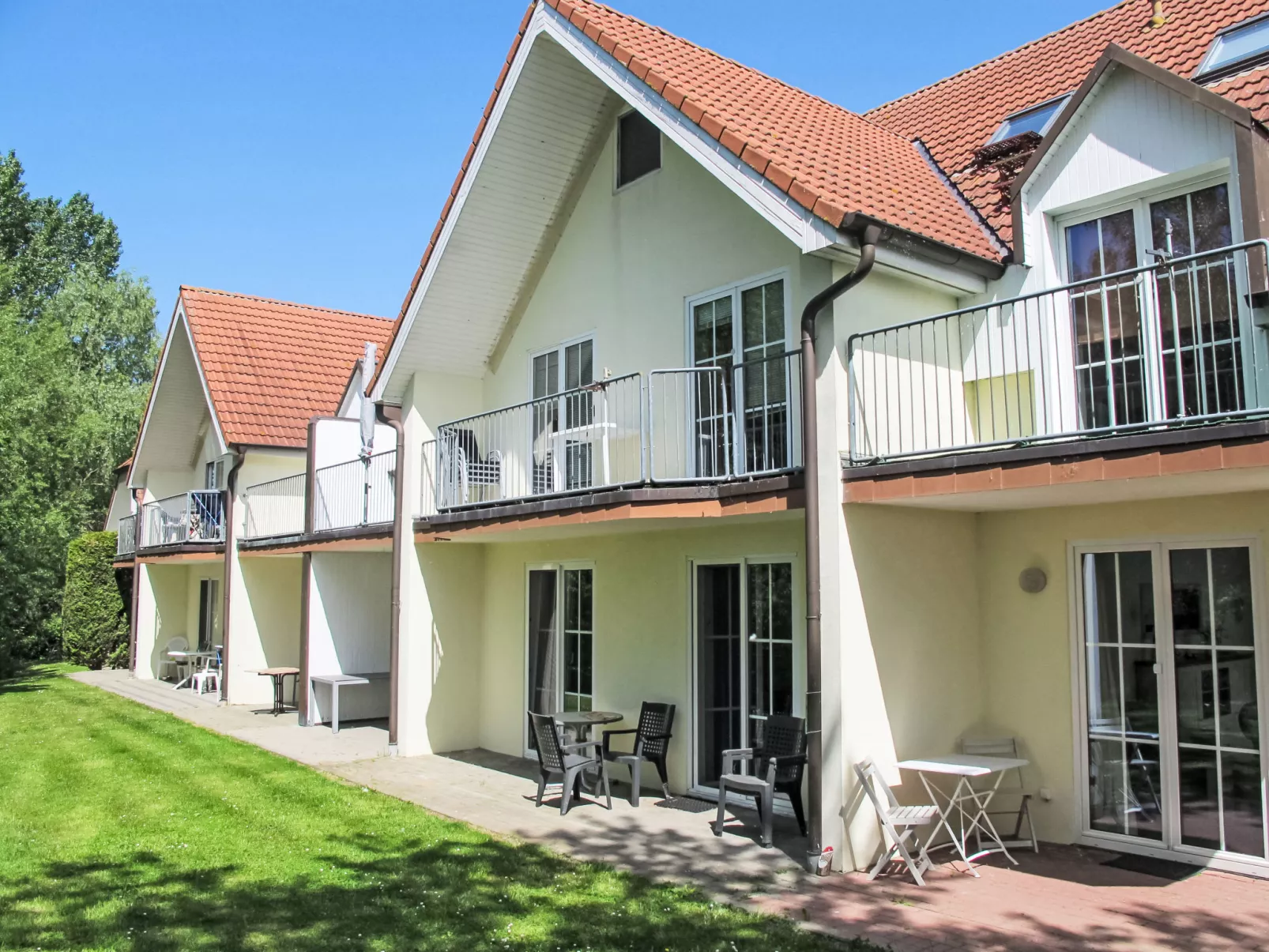 Gollwitzer Park (Insel Poel) - Draußen