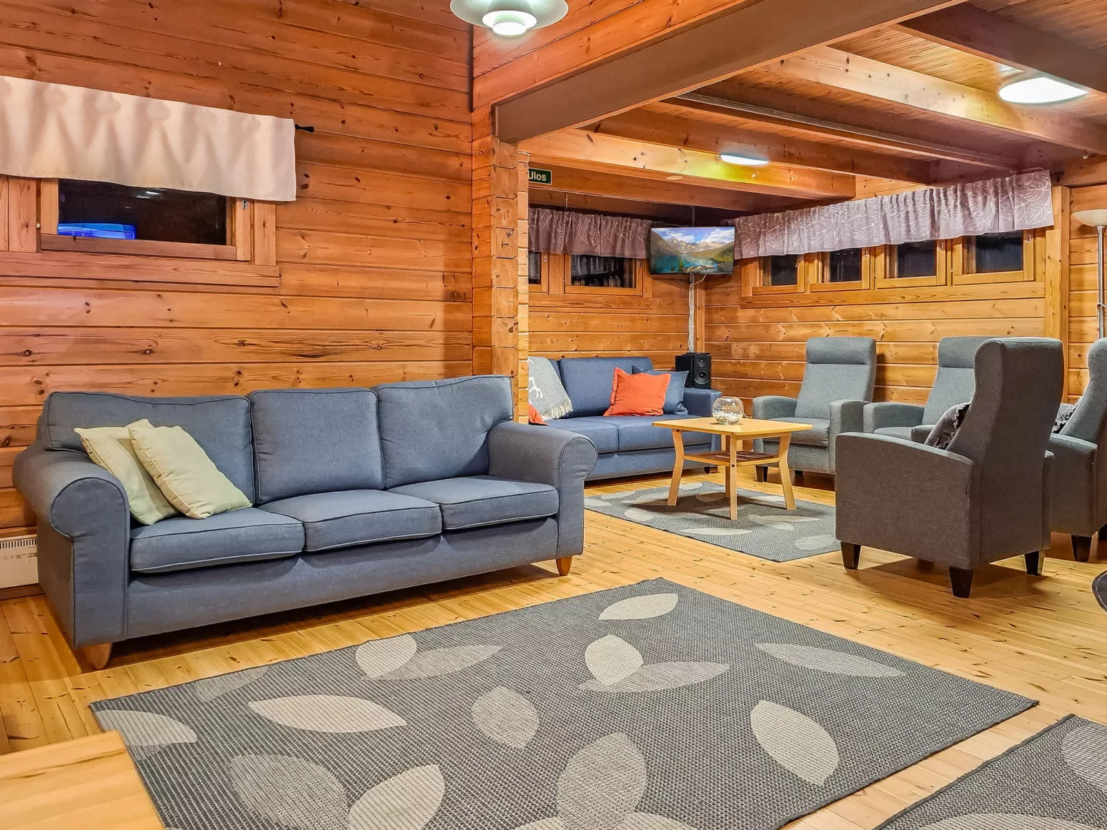 Petäjälahti - Drinnen