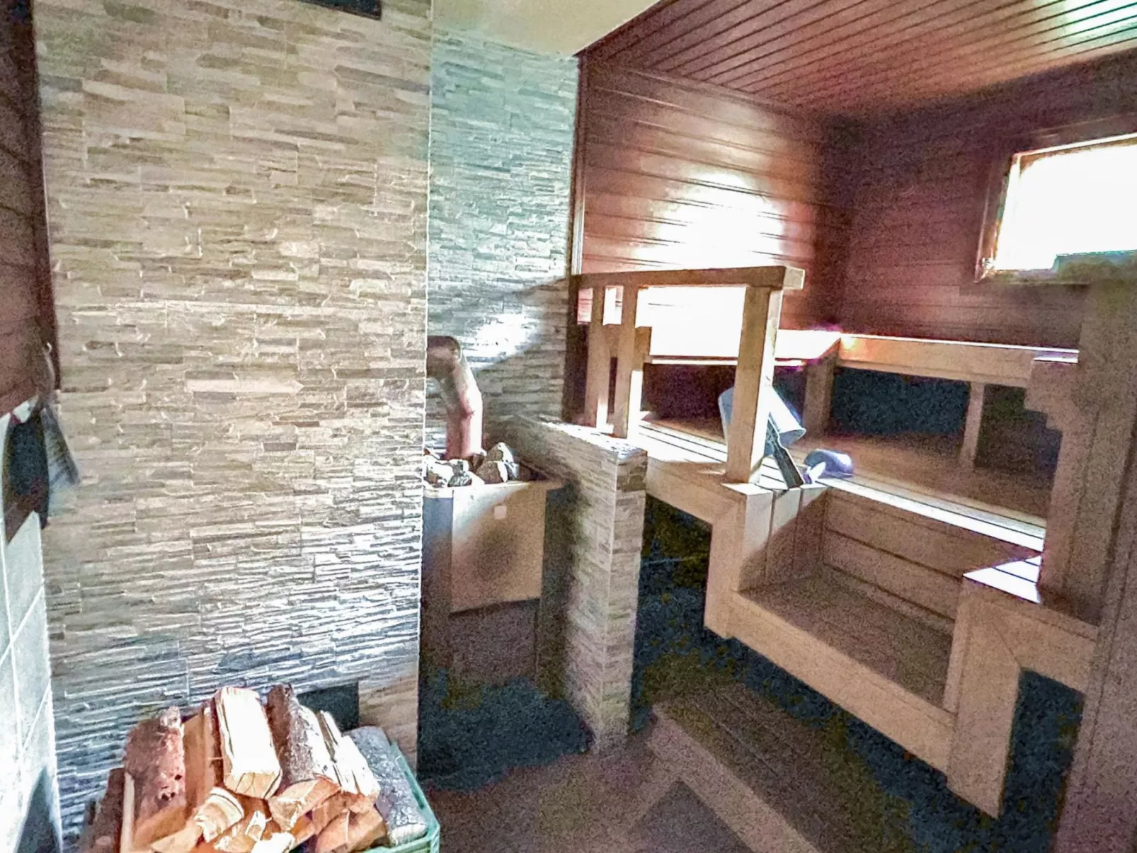 Majavanpesä - Dedans