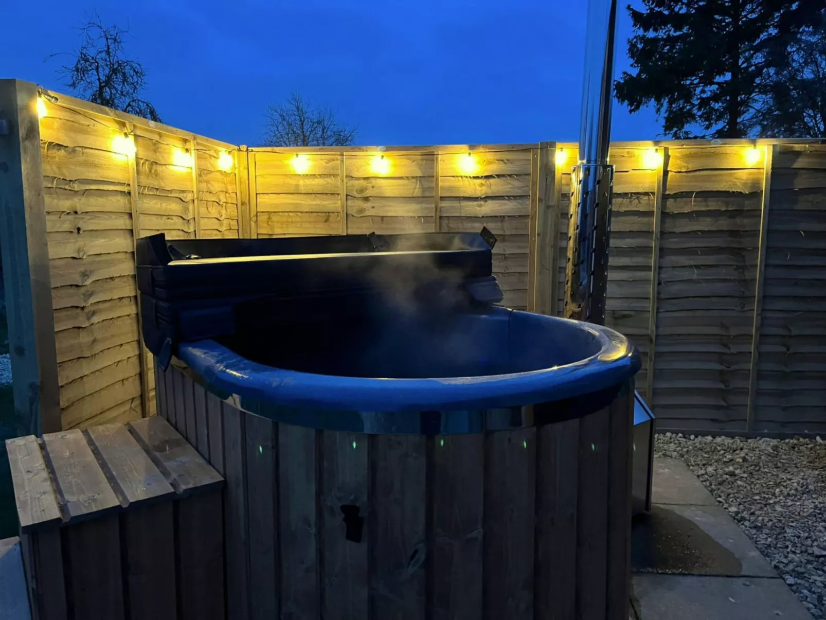 The Flower Hut - Inside