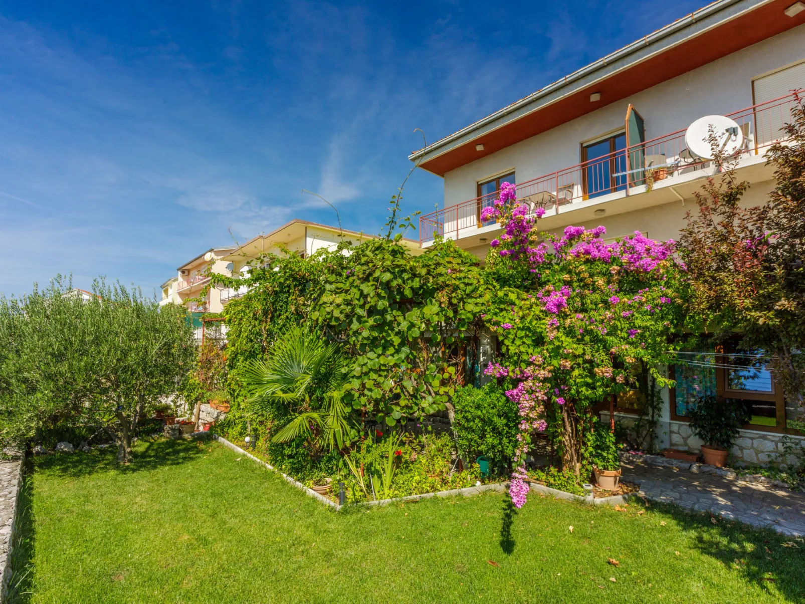 BUBA Nona / HR-08082-01