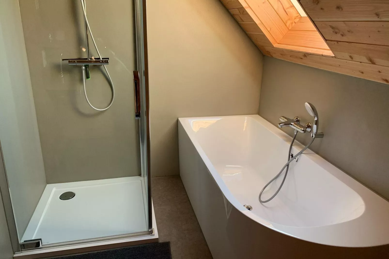 Vakantiepark Sandberghe 12-Bathroom