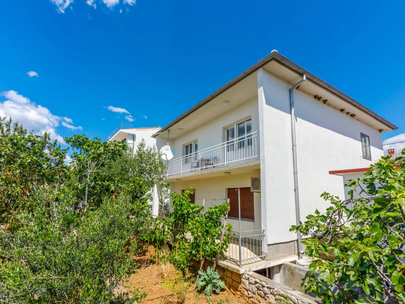 AZUR NOVI VINODOLSKI / HR-08644-01