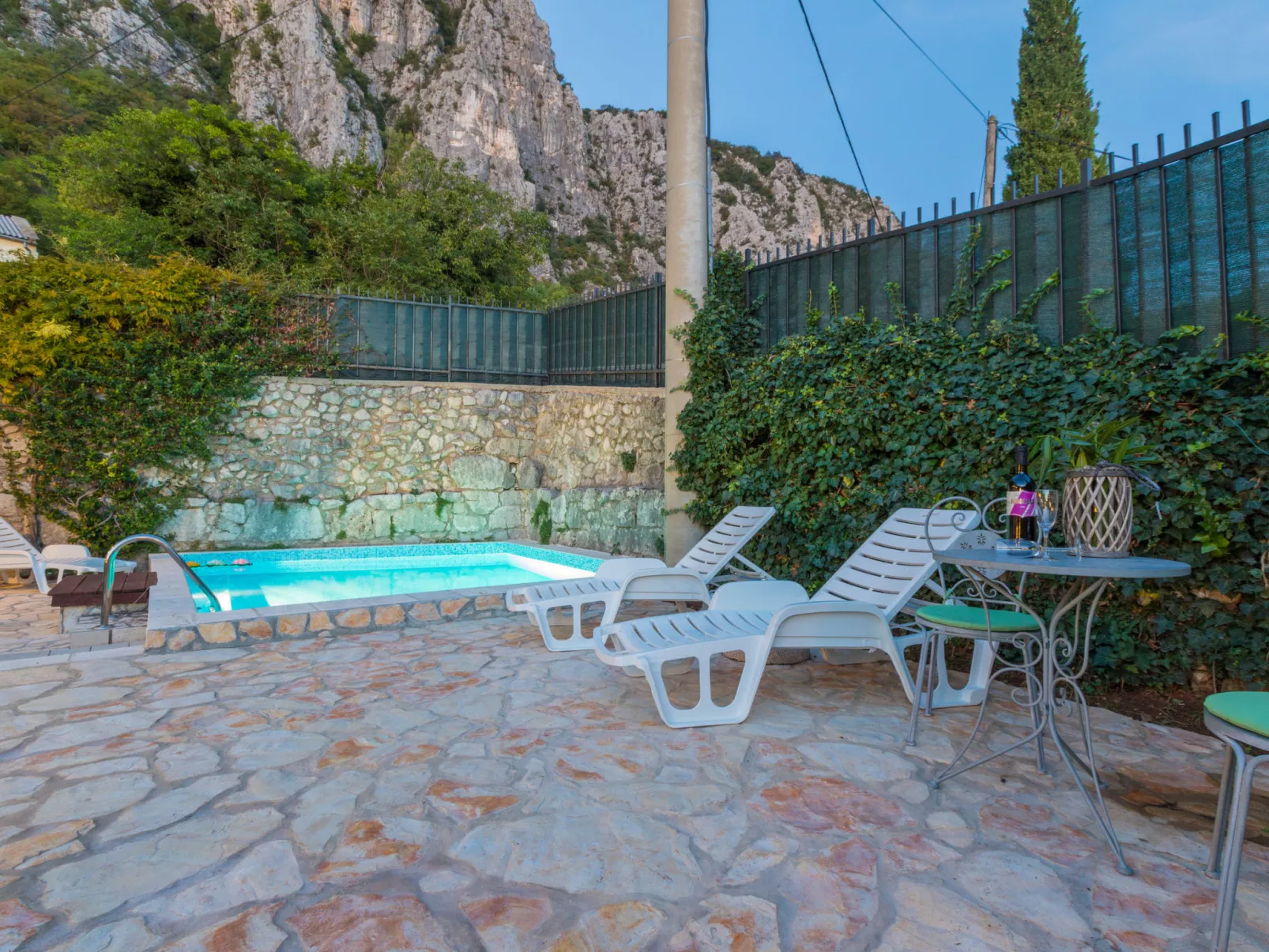 VILLA BARETIC / HR-10102-01