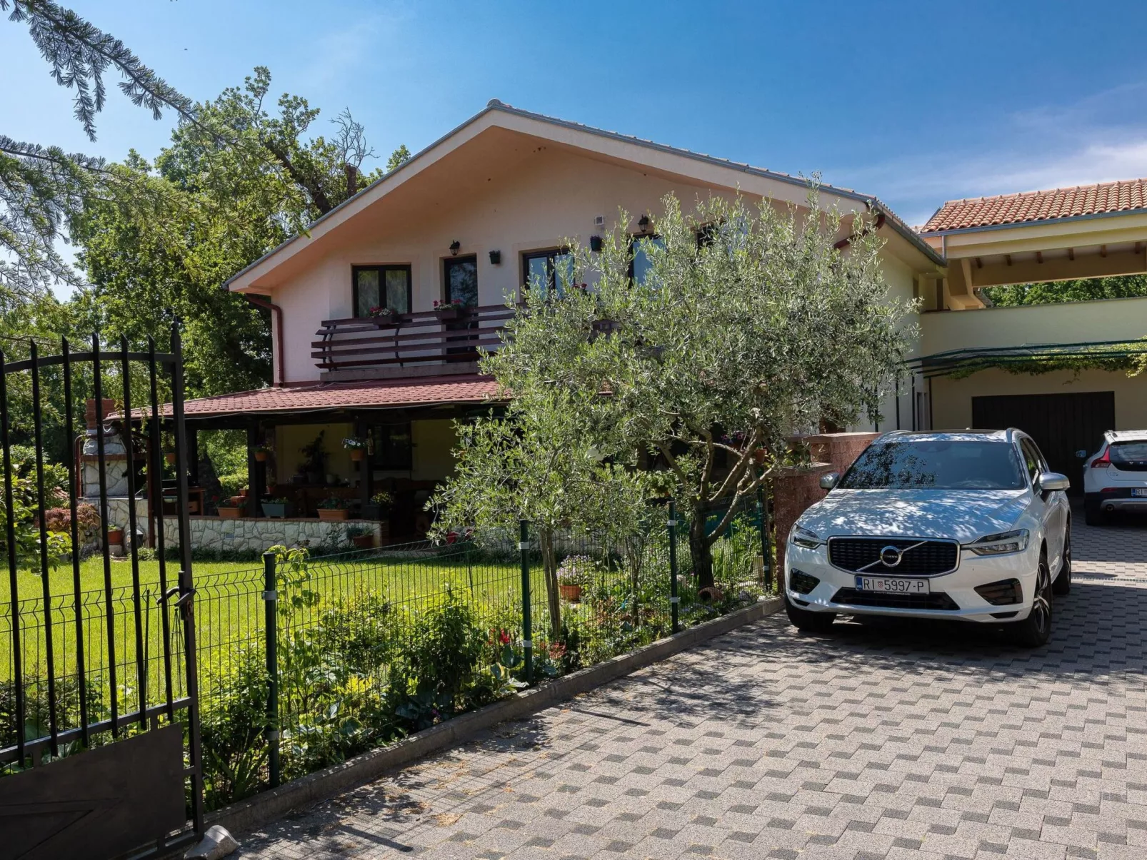 Ilaria / HR-11140-01