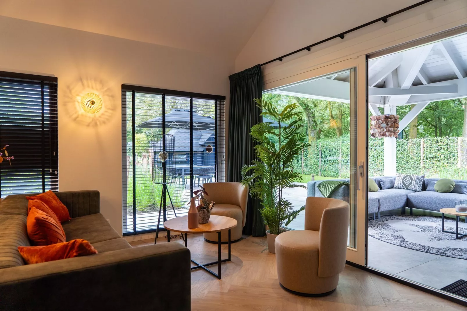 Vakantiepark Latour 7-Living room
