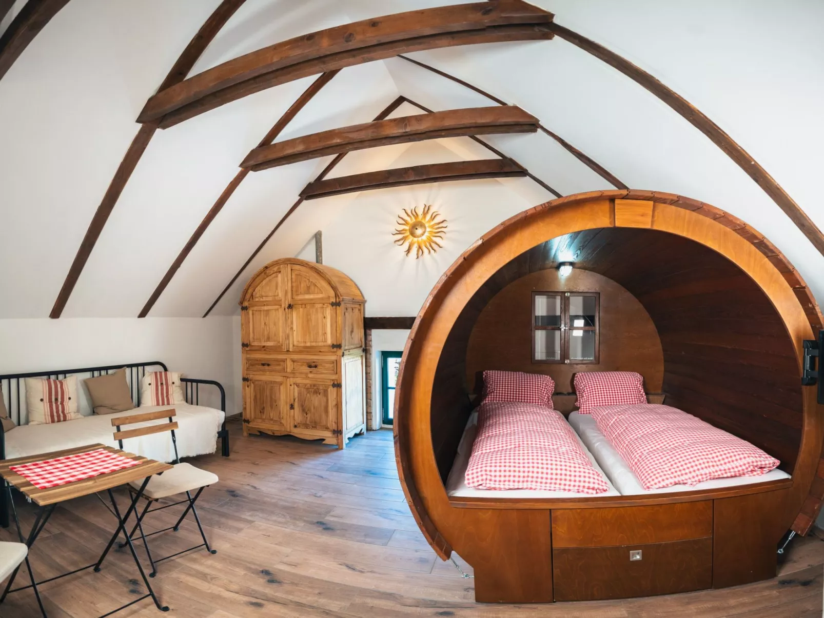 Weinfass-Suite für 4 Personen in Grub an der Mar