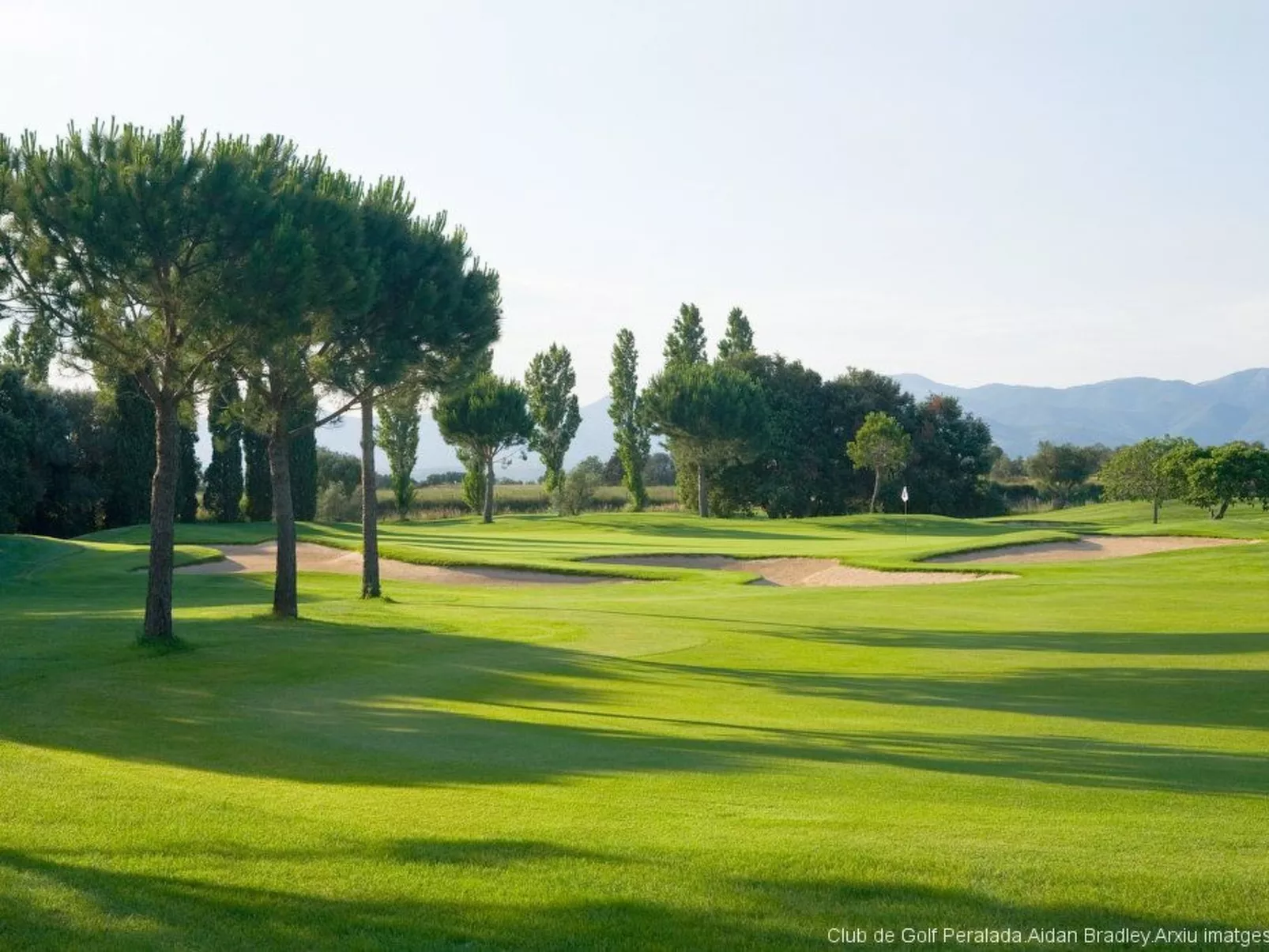 Landhaus, 8 Zimmer mit Bad, Schwimmbad, Tennis