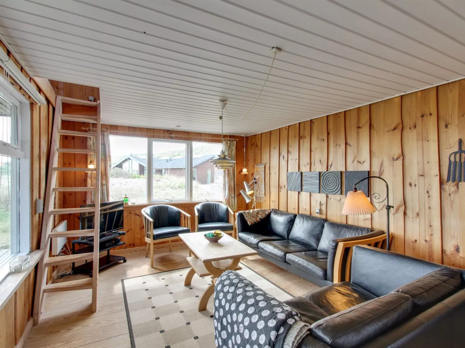 "Monna" -  from the sea