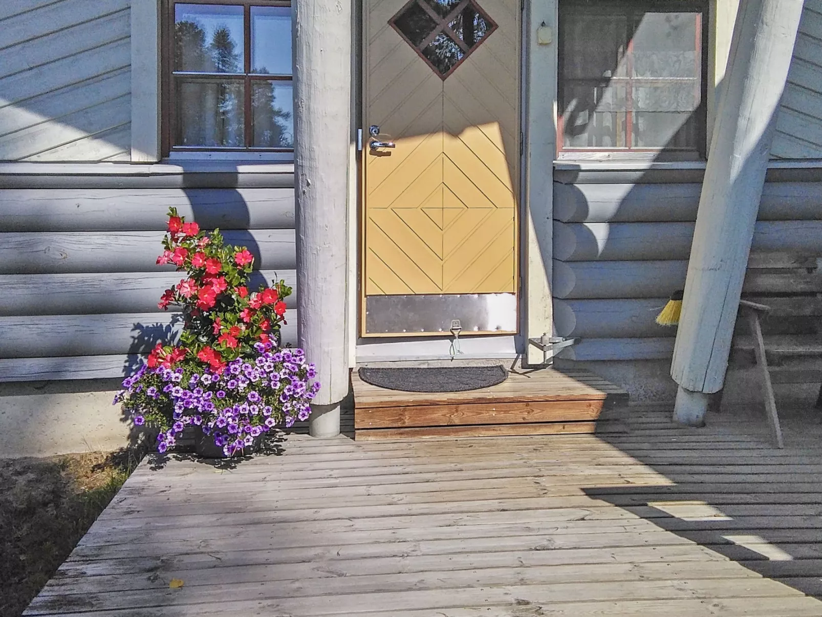 Kulta-käkönen 2 by bomba