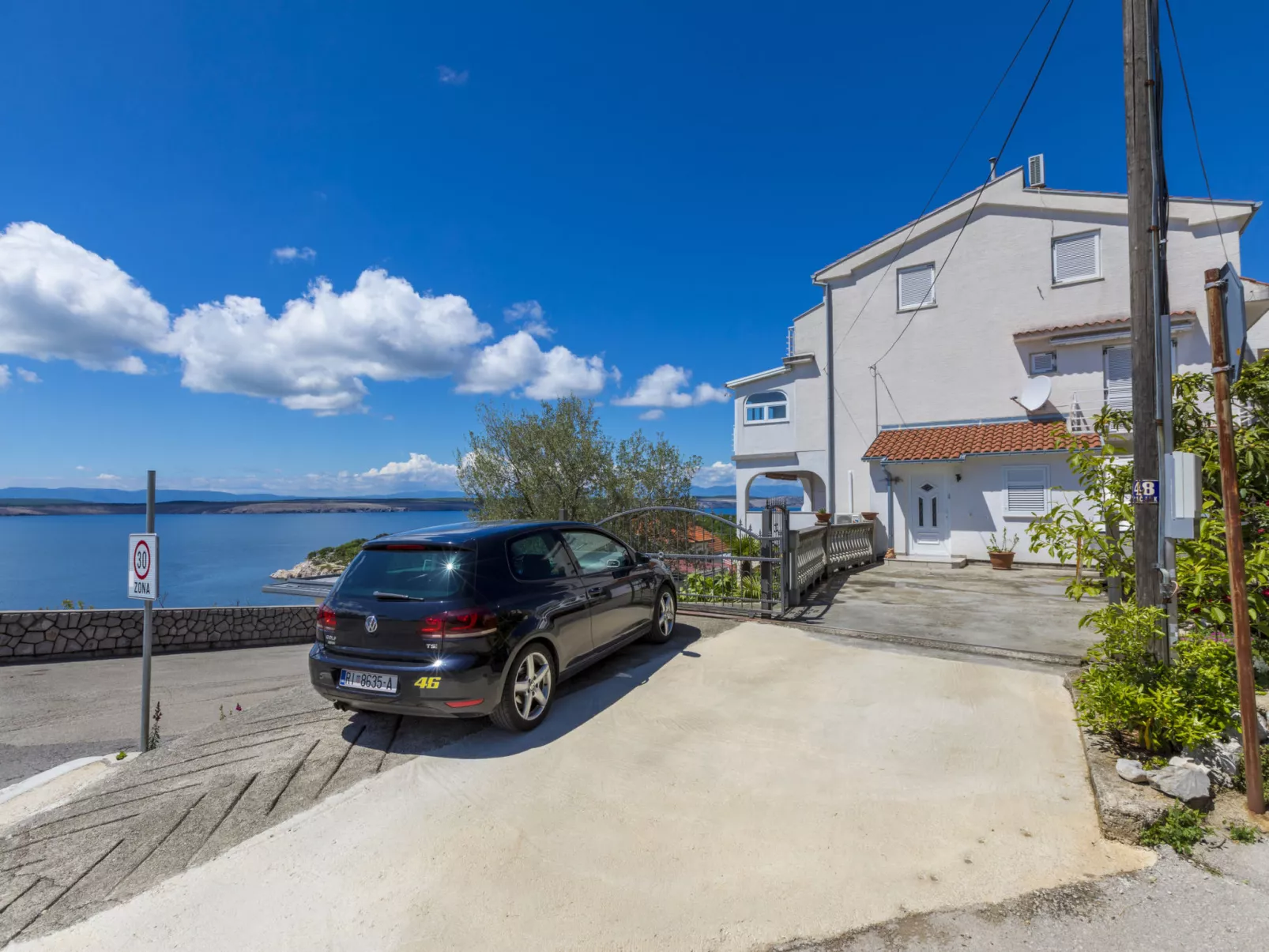 AZALEA 2 / HR-05634-02