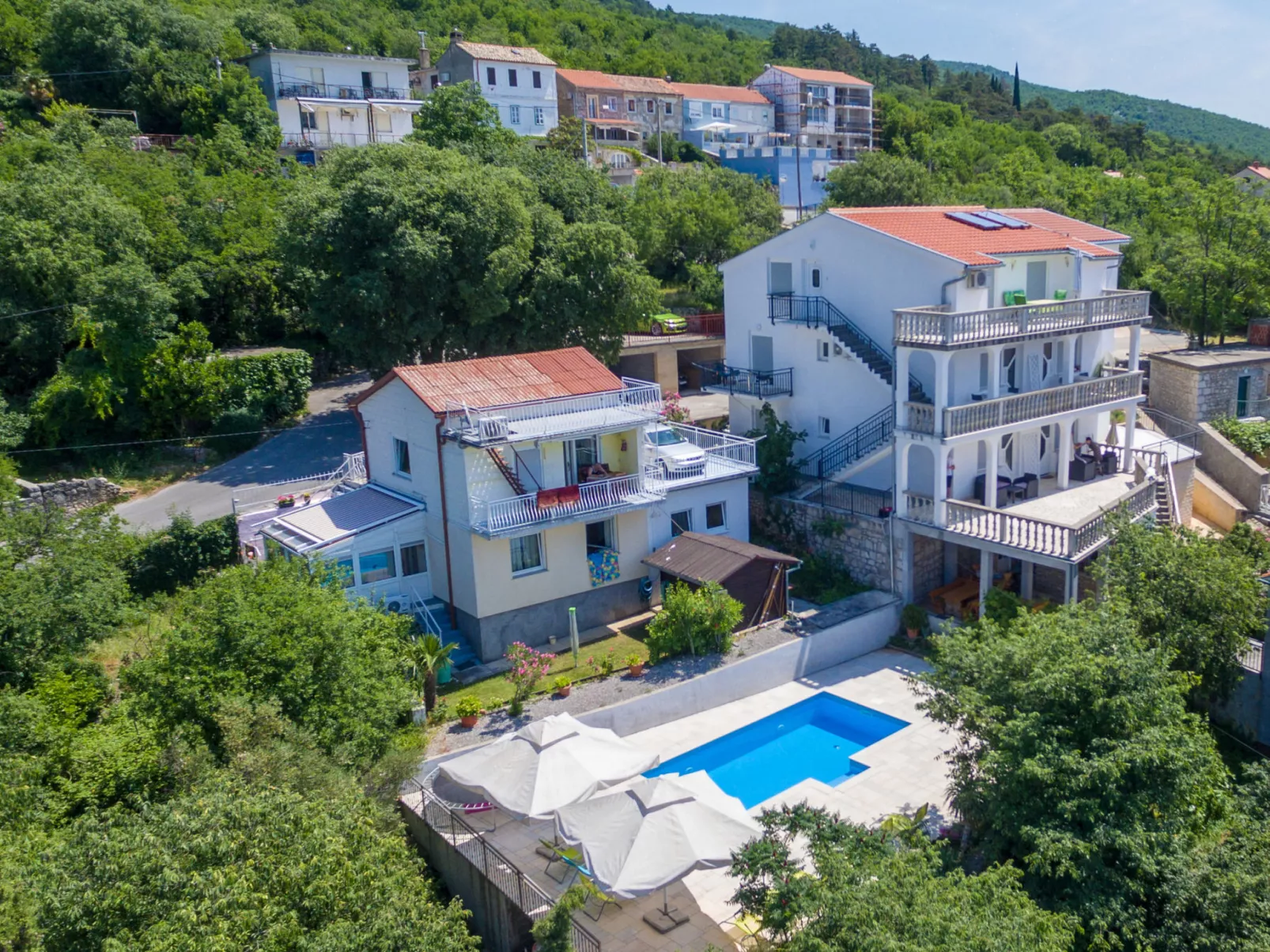 AIDA 4 CH / HR-02446-08