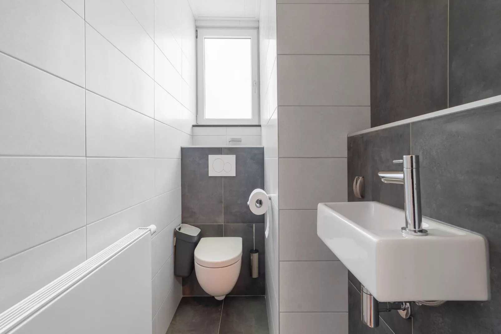 Bij de Buren-Bathroom