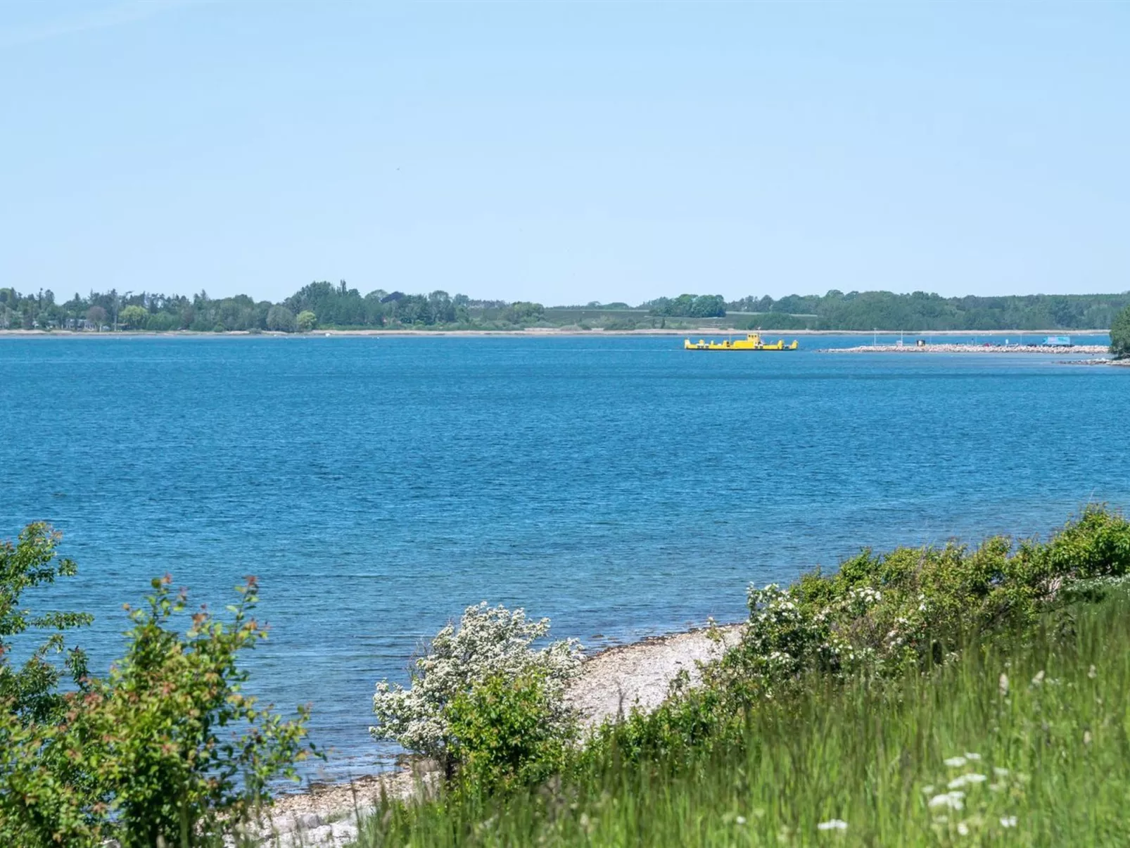 "Tobrjön" - 200m to the fjord